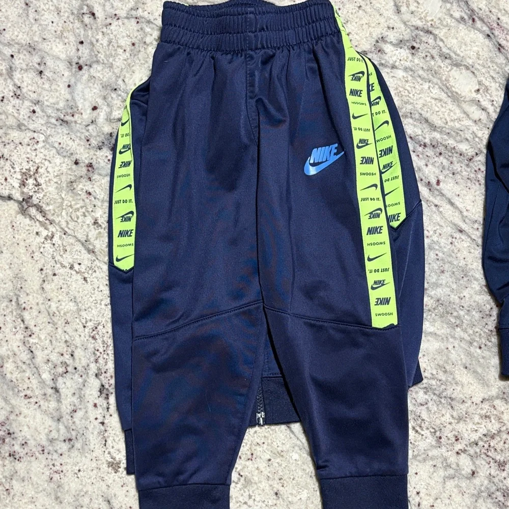 Nike Kids Navy Jogger Sets - Picture 4 of 7